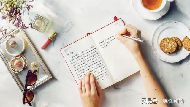 生活好习惯让你拥有好的睡眠ayx爱游戏app16个(图1)