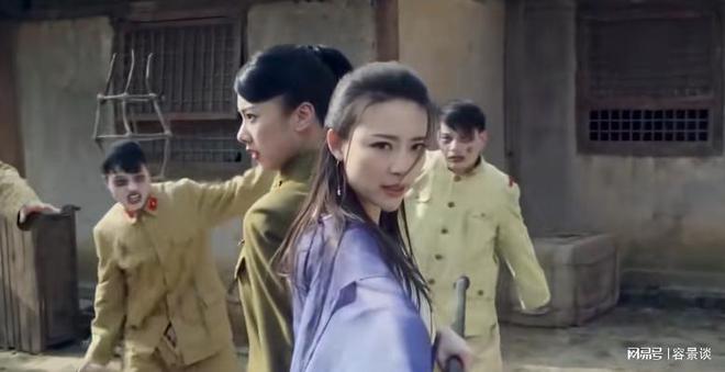 ：穿西装上战场我忍了貂蝉打鬼子太离谱爱游戏ayx剧中侮辱观众智商的镜头(图7)