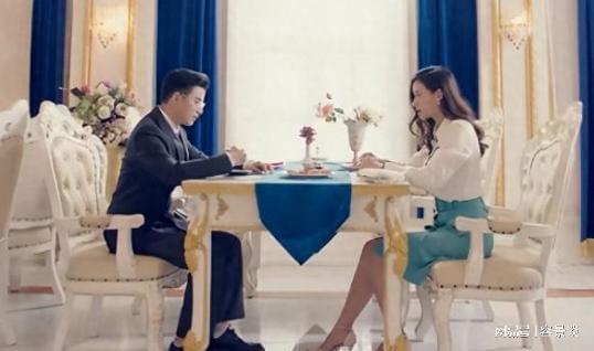 ：穿西装上战场我忍了貂蝉打鬼子太离谱爱游戏ayx剧中侮辱观众智商的镜头(图12)